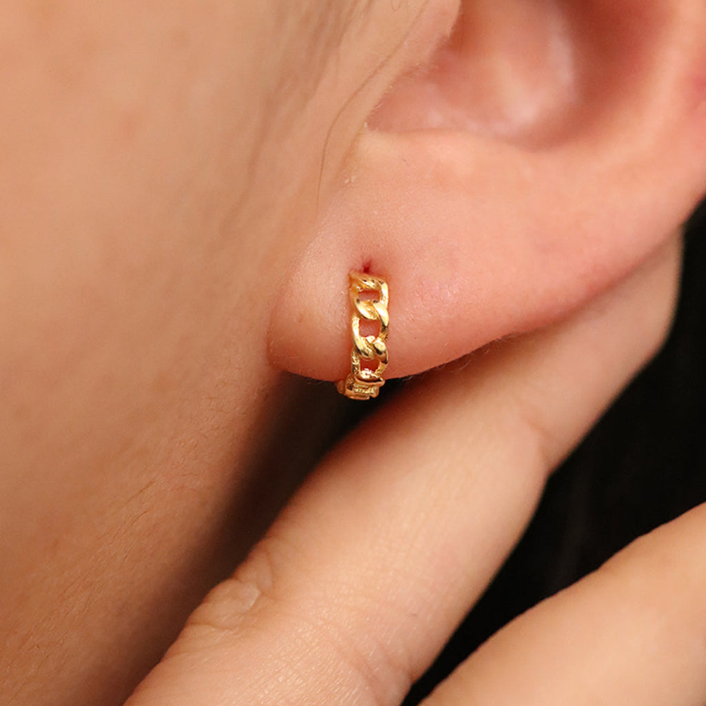Rope Huggie Hoop Earrings – 8mm Sterling Silver